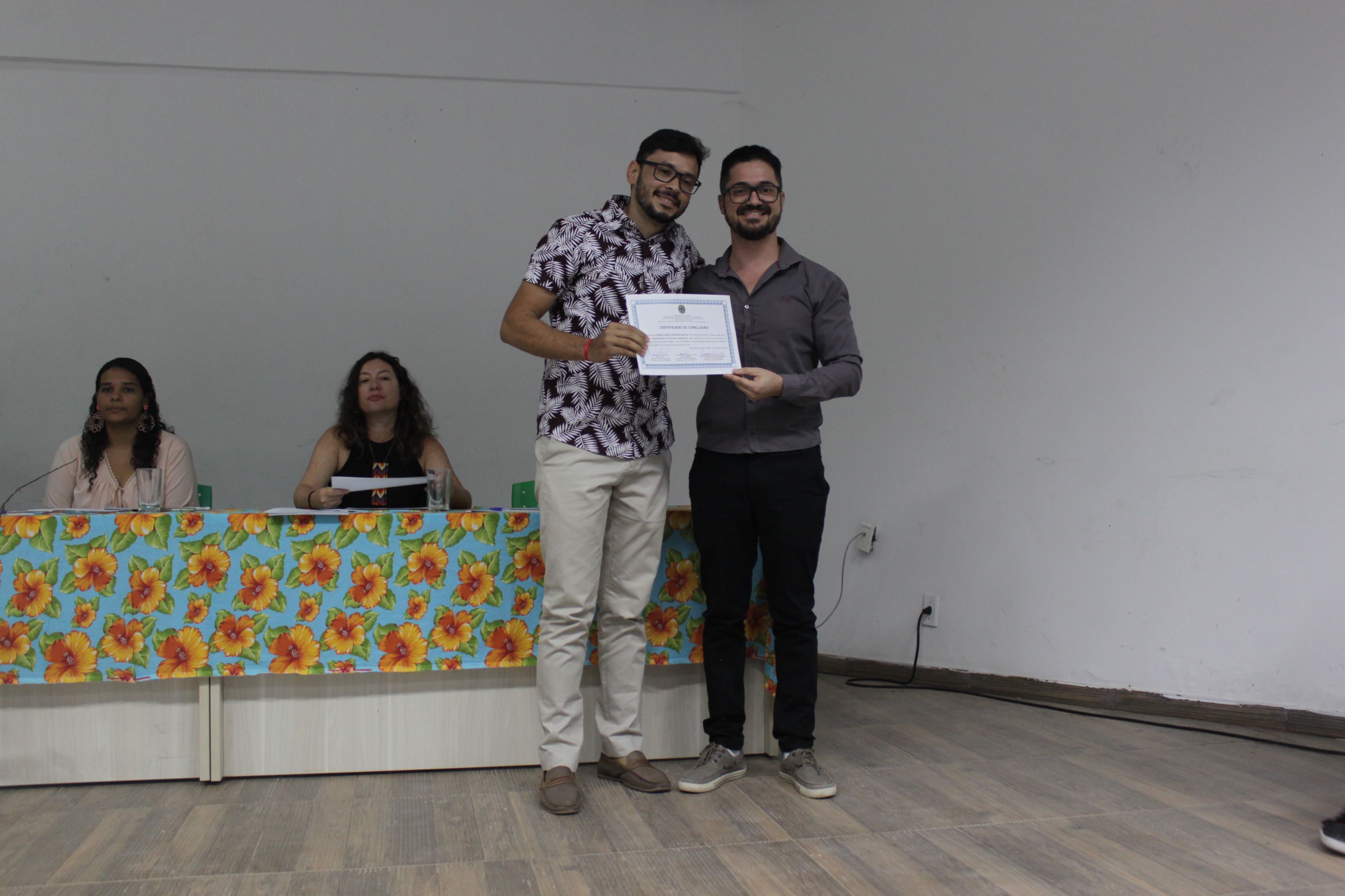 Entrega de Certificado Pós-Graduação